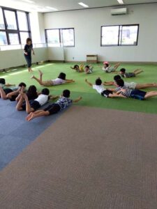 恵庭の学童保育アフターキッズかしわの室内運動写真2025年夏休み2